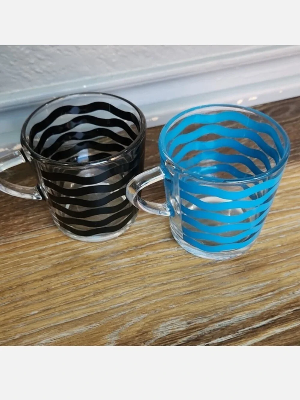 2 IKEA Swirl Wavy Glass Mugs Black & Teal Blue Green